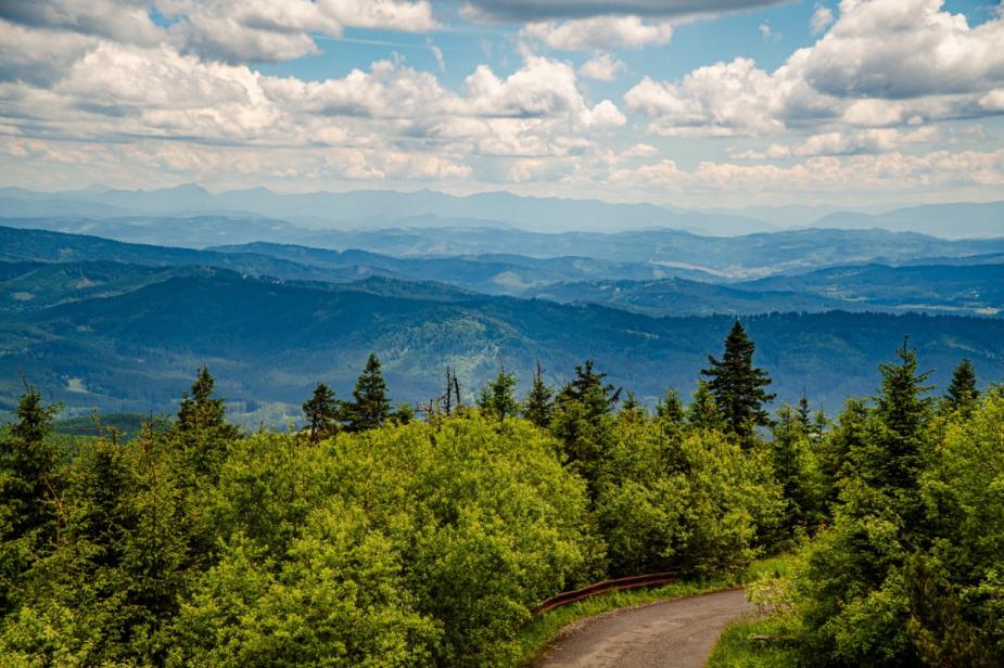 From Pyrzowice Airport to Silesia and the Beskids